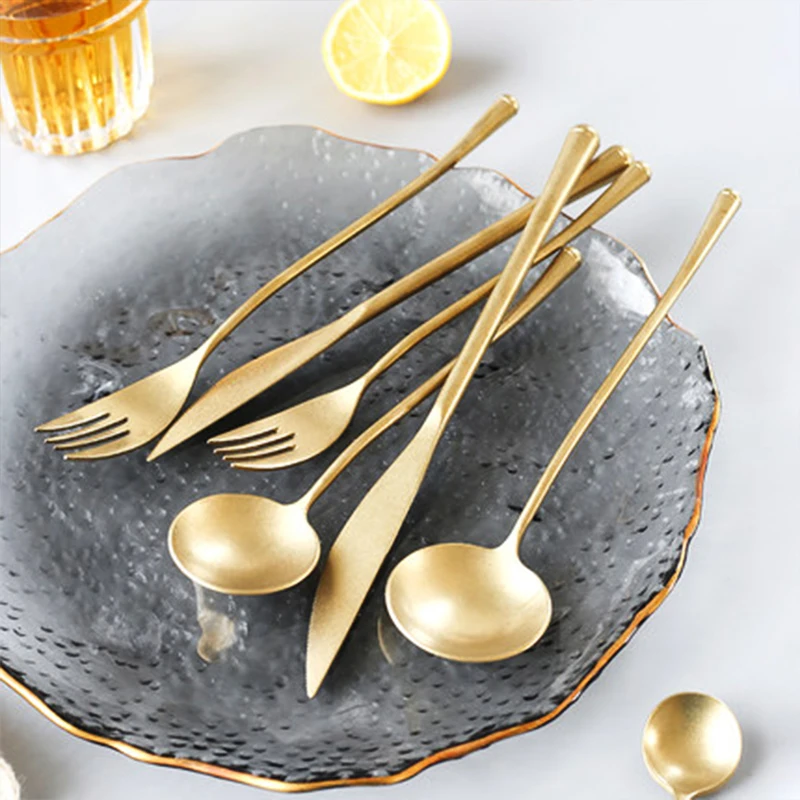 Vintage Golden 304 z nehrdzavejúcej ocele Cutlery Set Steak Nôž vidlica Sada ovocných vidlice dezert kávová lyžica