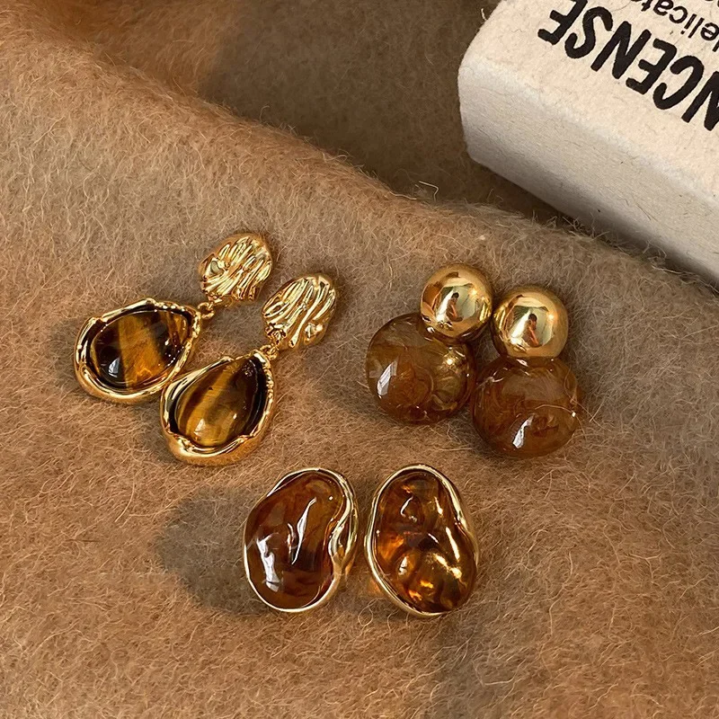 Vintage hnedá živici tiger eye kameň visiaci nové náušnice pre ženy módne strieborné náušnice ihly osobnosť melard farebne šperky