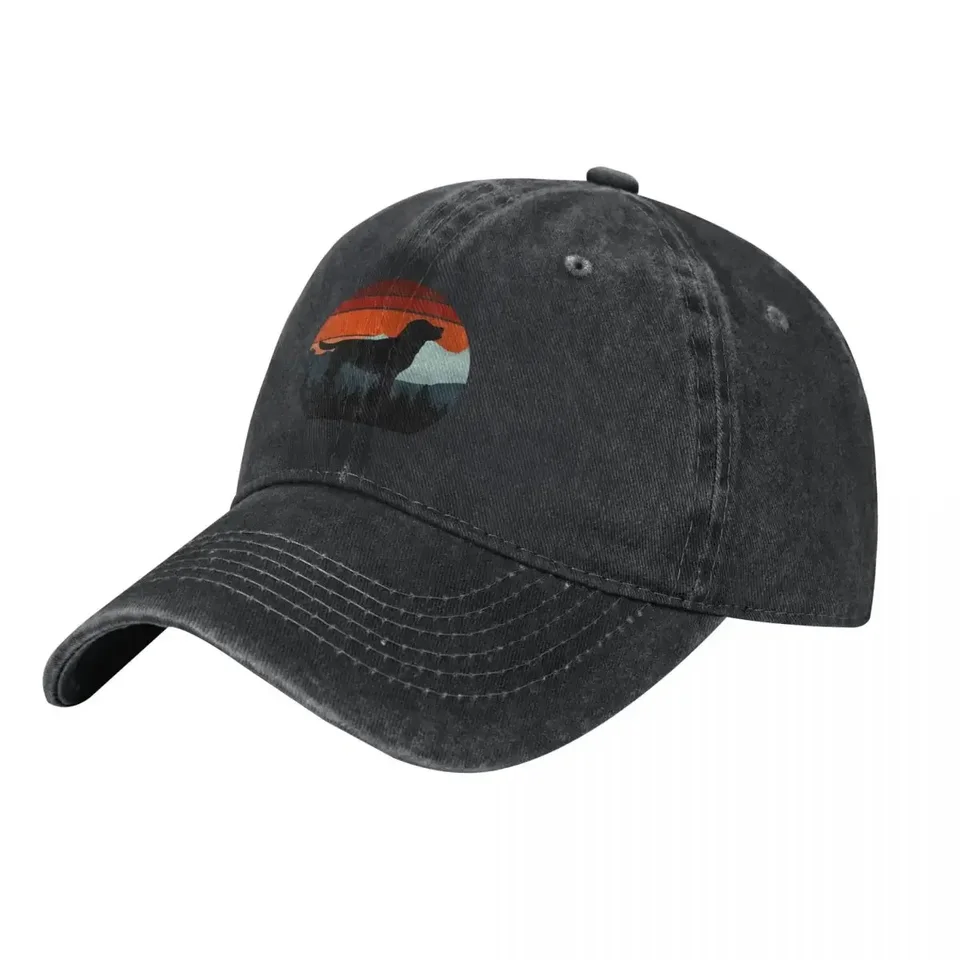 Vintage Orange Sky Mountains Wilderness Labrador Dog Gift Baseball Cap Sports Cap Čierny muž Dámsky