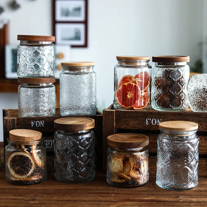 Vintage reliéf gravírovanie sklenené tesniace poháre Drevené veko tesniacich cukroviniek Storage Storage Fľaša korenie Food Jar Darček