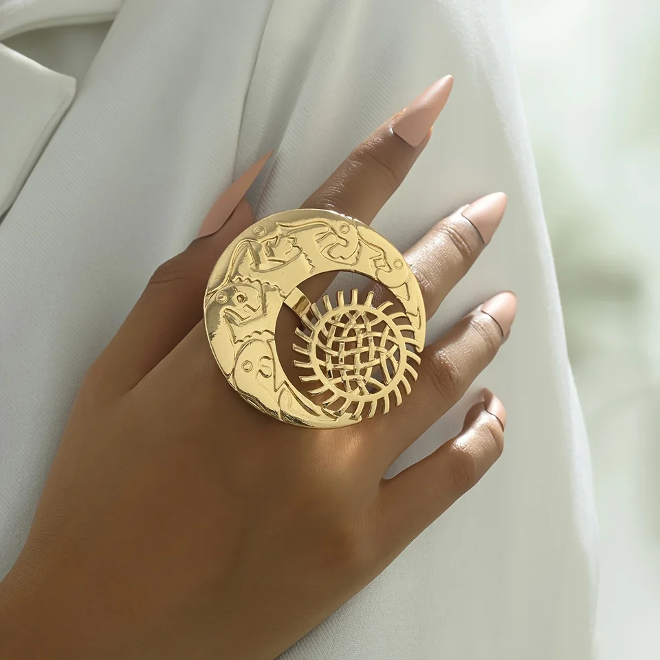 Vintage Ring Retro Moon & Sun Design Detailne rezané rezbárstvo na povrchu Zlatý alebo strieborný