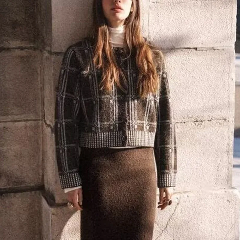 Vintage štýl Plaid Sweater pletené odevy 2025 jar o krk Outwear Mardigan ženské bundy s dlhým rukávom mäkký dámsky sveter