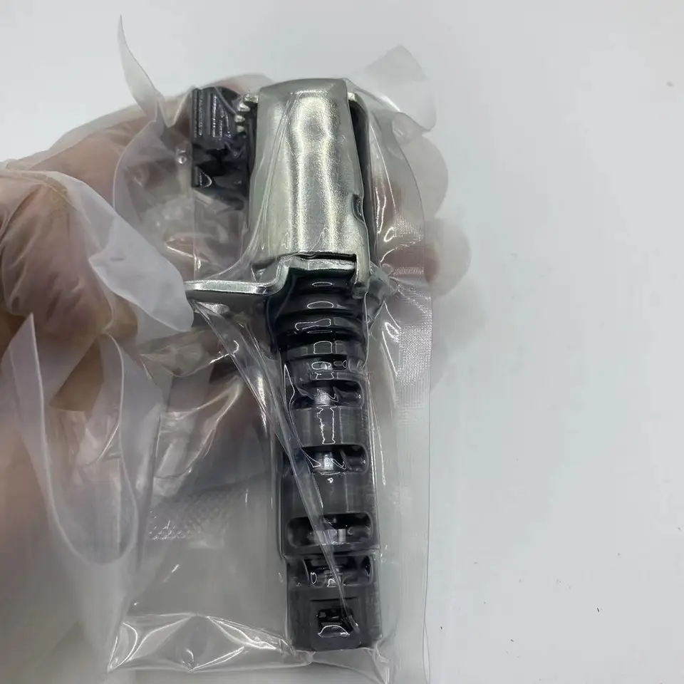 VVT ventil premennej regulácie Solenoid pre to-yota Corolla- 2000-2008 Matrix-Chevy 15330-22010 15330-22030 15330-22050