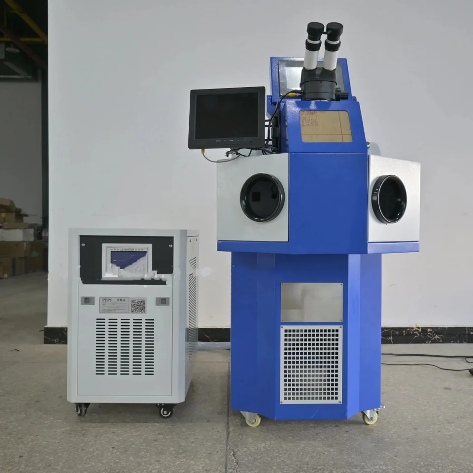 Vysoko efektívny 200 W laserový zlatý kúsok šperkov zvárania/spájkovania/opravy