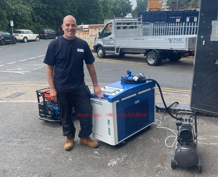 Vysoký výkon 1500 W 2000W 3000 W Watt Ručné čistenie laserového čistiaceho stroja pre kovovú olejovú farbu Rust Rust Res Dem.