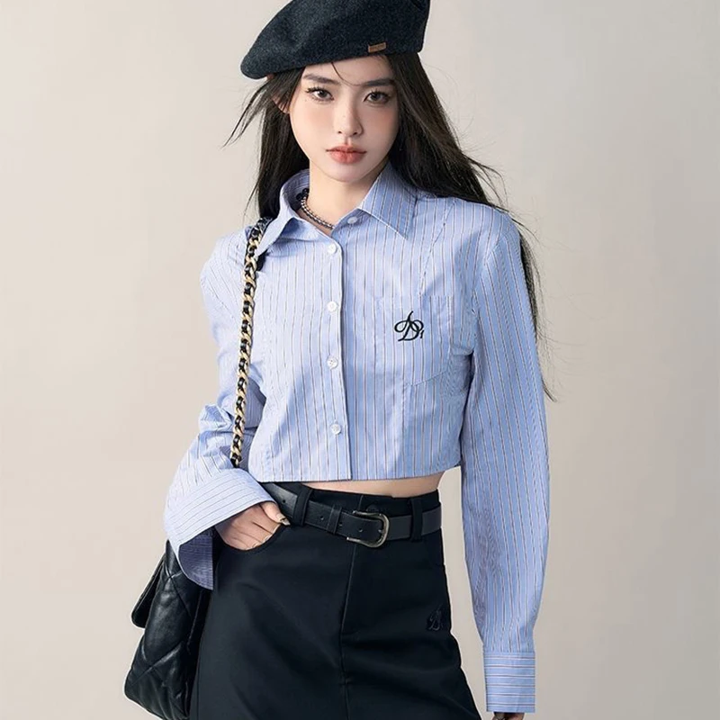 Vyšívané modré pruhované košele Dámske dámske jednostranné obojok s dlhým rukávom Sexy orezané vrcholy High Street Classic Blouses
