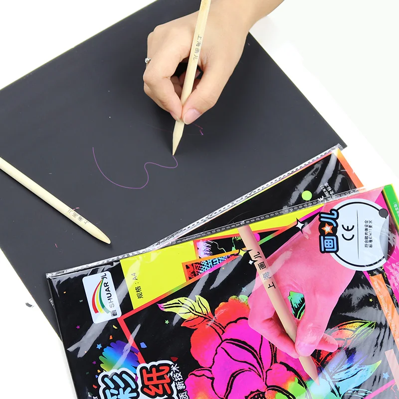 Vzdelávacie kúzlo farebné škrabance papier 4k/8k/16k/a4 čierny maľovací papier s kreslenou paličkou Deti Scraping Painting Doodle