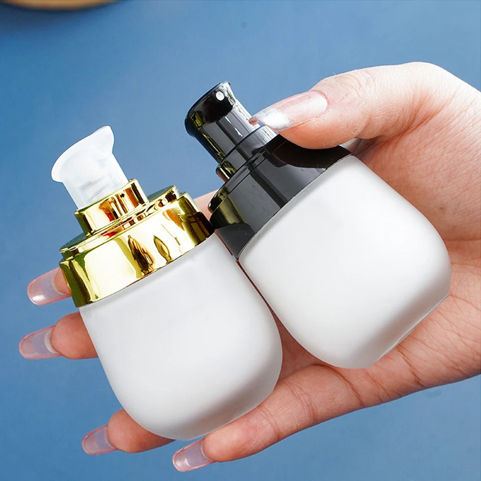 Vákuová matná sklenená fľaša s prázdnym doplňovateľným nádobou 30 ml make -up kozmetický krém na krém na krém na krém na krém na pumpu Pump Cestovná fľaša