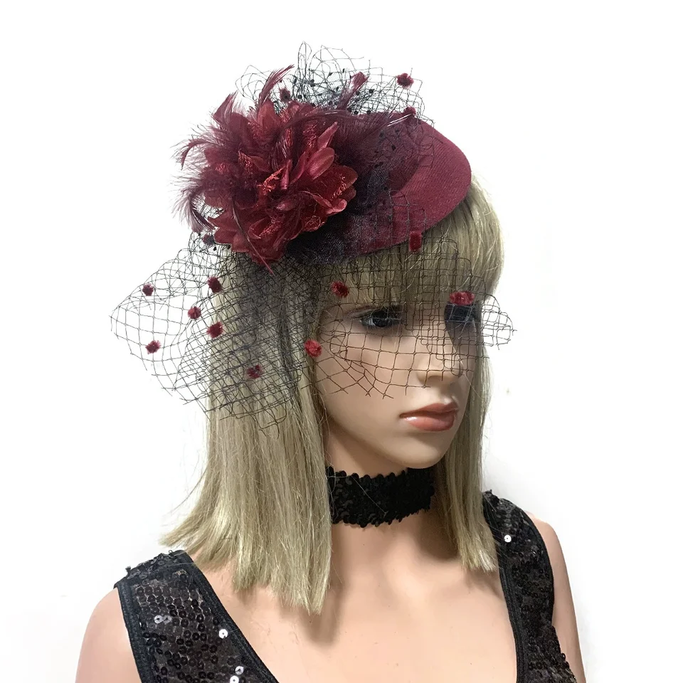 Víno červené ručne vyrobené svadobné preteky Sinamay Flower Veil Fascinator Church Derby Hat pre ženy