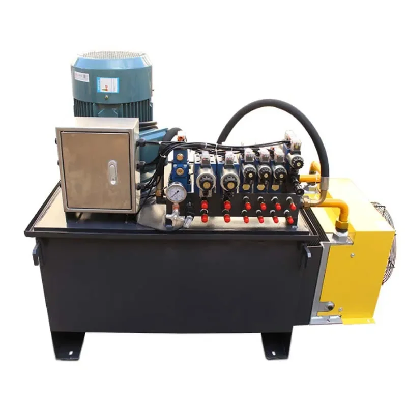 Výrobca vyrába sadu hydraulických čerpadiel pre servo riadené dynamické hydraulické systémy a tenké ropné stanice