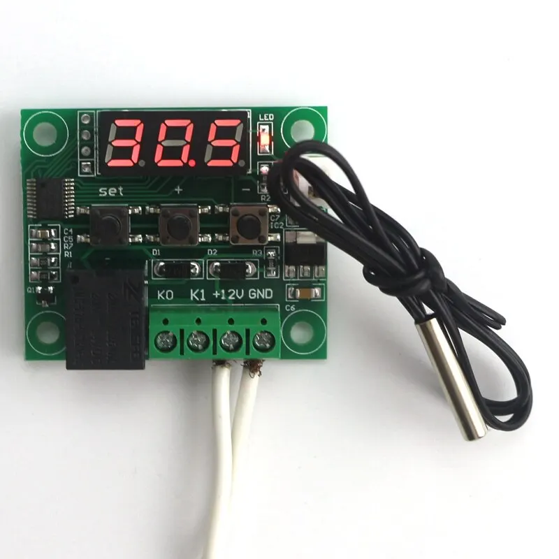 W1209 DC 12V Tepelný chladný digitálny termostat teplota regulátora miniatúrneho spínača teploty termostatu Termostat Panel