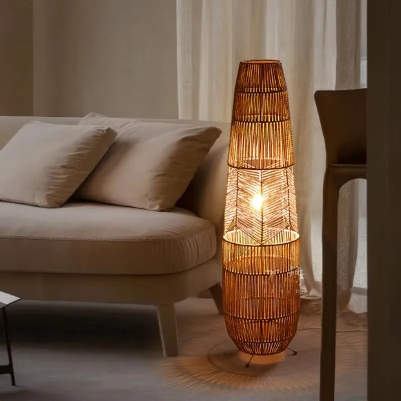 WABISABI STYLE PLADNÁ LAMPA s konope ROPE RETRO Dizajnér Kreatívna Homestay Obývacia izba pohovka Bočná spálňa Atmosféra vertikálna lampa