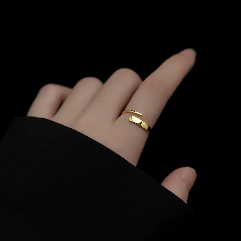 Wantme 925 Sterling Silver Minimalistické lesklé 18k zlaté otvorenie nastaviteľný prsteň pre ženy módny denný život Party šperky