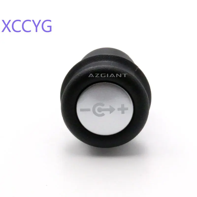 XCCYG LR014221 pre Land Rover LR2 LR4 Evoque Auxiliary Accessory Energy Outlet Cap Cigighter Cover zapaľovač