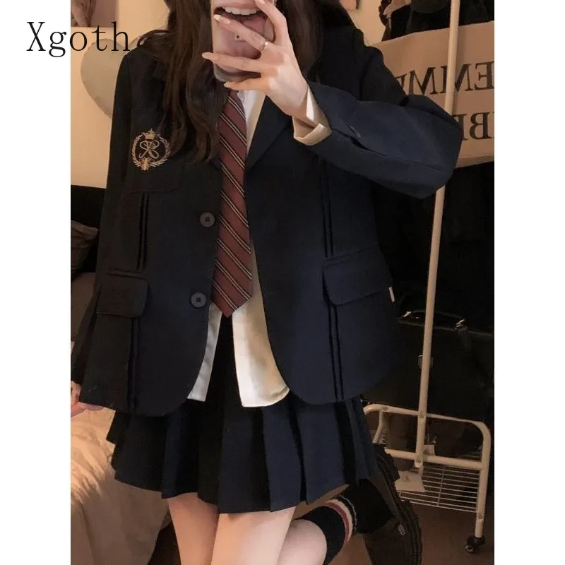 XGOTH American Retro sukňa Set College College Lapal Casual Loose Jacket Spring dlhé rukávy Skryté sukne trojdielne súpravy