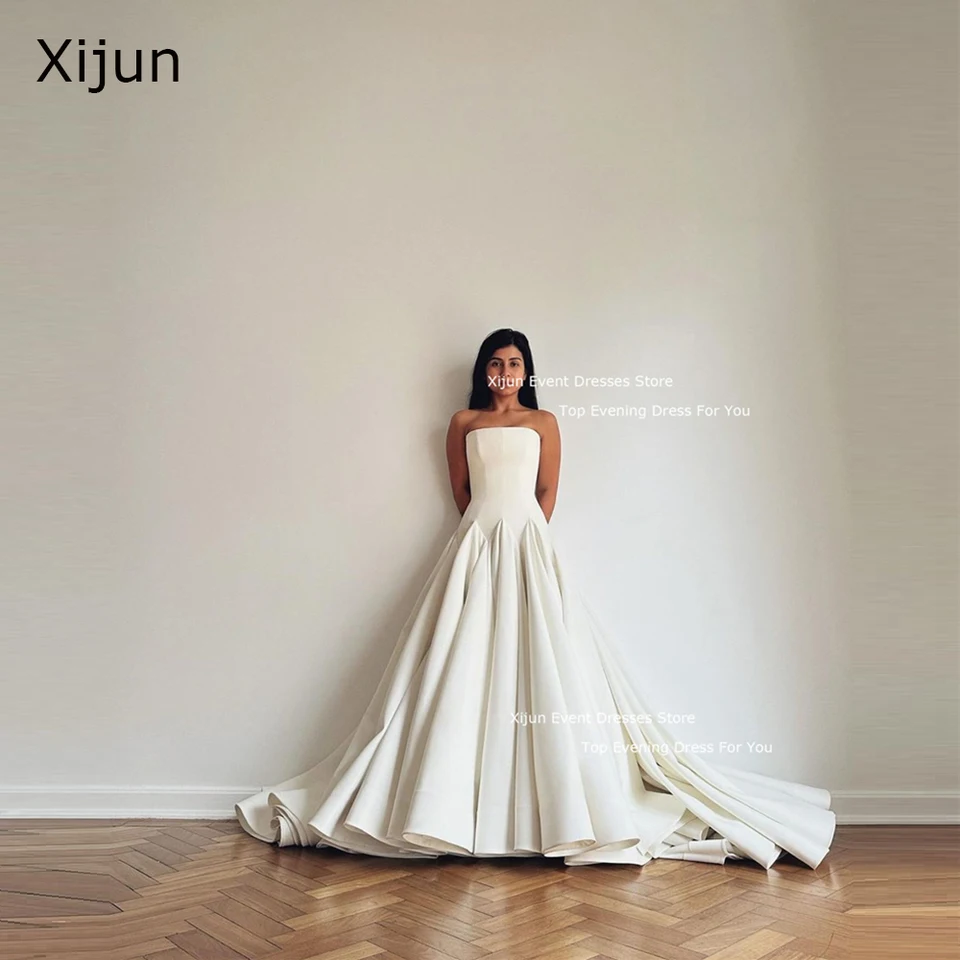 Xijun moderné kvalitné krepové svadobné šaty Vestido de Noiva bez ramienok Korzet späť svadobné šaty robe de mariage plus veľkosť