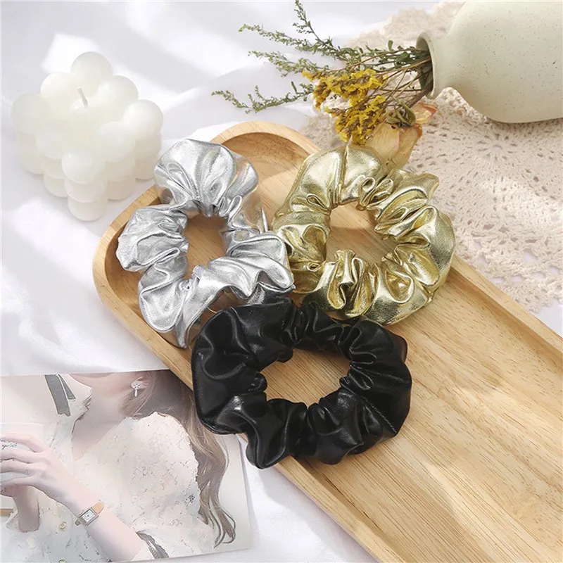 Y2K Fashion Golden Silvery Leather Letter Čistiaci vlasový prsteň Vlasový prsteň Vysoký vysokokvalitný vysoký cytail Headwar Elastic Hair Band Ženy