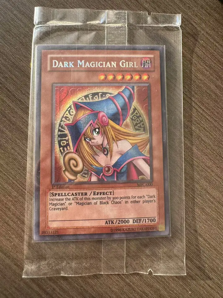 Yu-Gi-OH Magician's Force Ser Mfc-000 Dark Magician Girl English Collector's Gift Custom Game Card (nie originál)