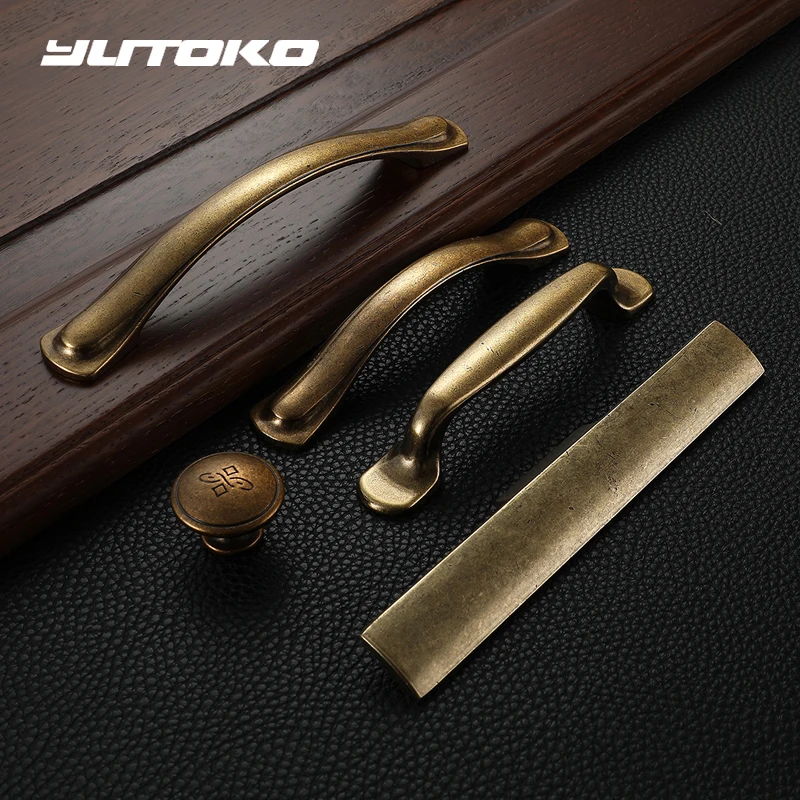 Yutoko Antique Ruck Rucking 128 mm knižnica Zásada žltá mosadzná skrinka ručne nábytok Singel Hole Knobs skrinky Hardware