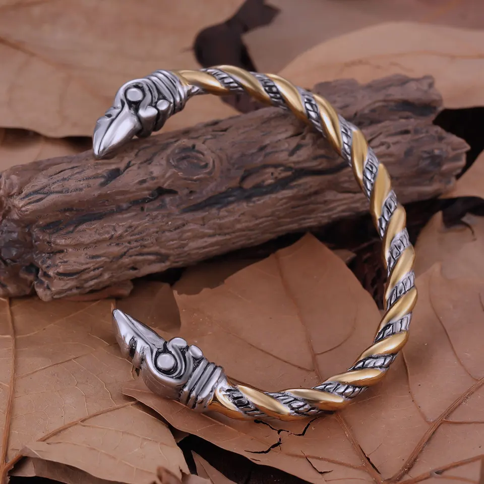 Z nehrdzavejúcej ocele Vikings havran hlava náramok Pánske kovové rockové hip hopy náramok šperky Škandinávia rune amulet darček pre priateľa