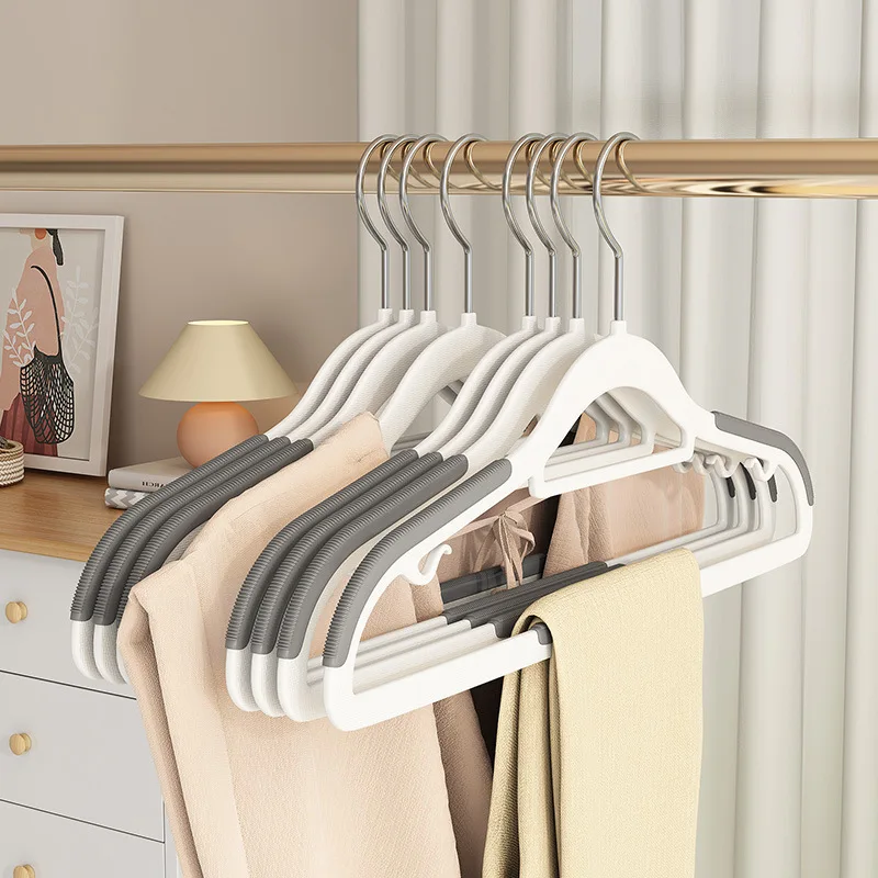 Zadané zavesenie oblečenia Dospelý plastový kabát vešiaky Non-Slip Luxury Cloth Cast Coat Hotel Coat Cast Met and Suché použitie