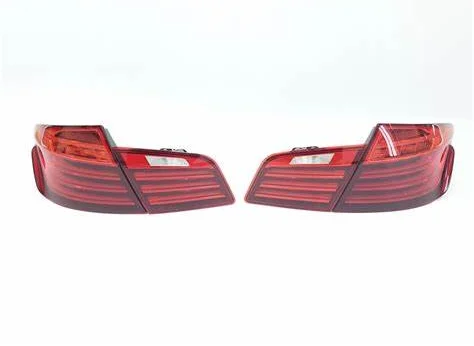 Zadné svetlá vľavo a pravé vnútorné a vonkajšie chvostové svetlá vhodné pre BMW 5 Series F10 2013-2017 63217306161/162/163/164