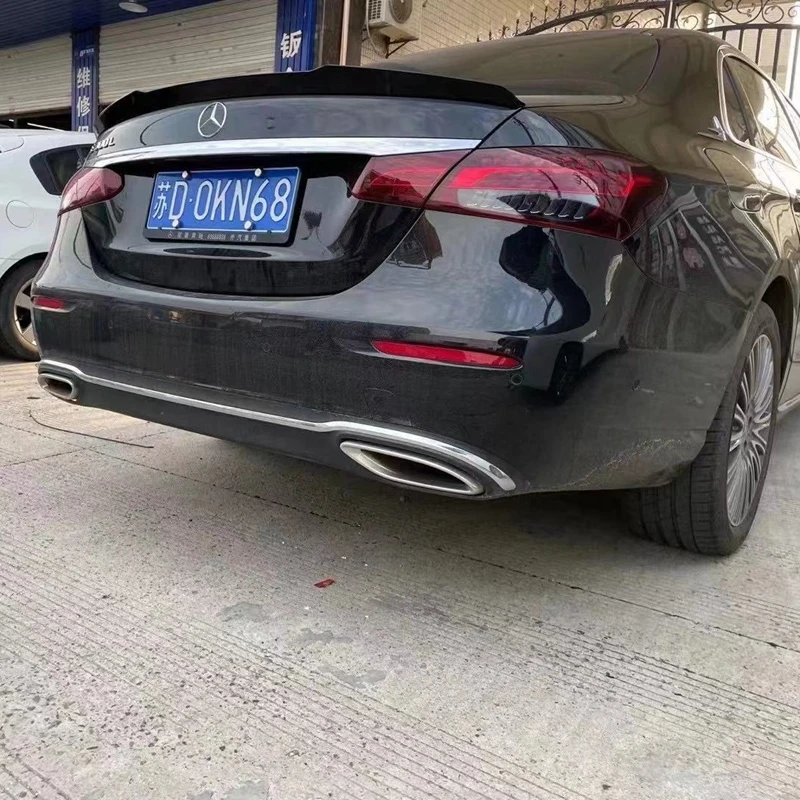 Zadný kufrový spojler Boot Wing Lip pre Mercedes-Benz New E Class W213 E250 E300 E43 E63 V Sedan 4 Door 2021 ABS