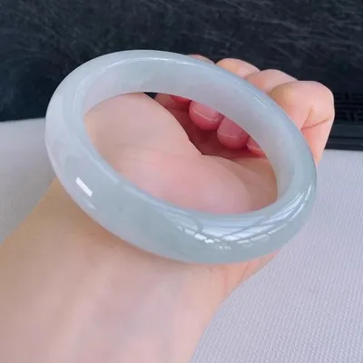Zheru Jewelry Natural Barma Jade 54 mm-62 mm náramok vynikajúca princezná náramok Pošlite priateľku Poslať mamu
