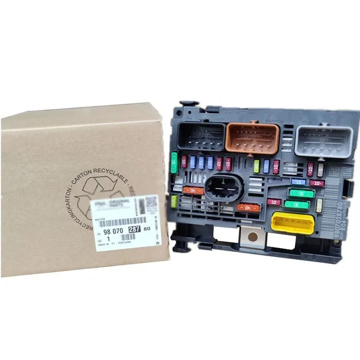 Zhromaždenie poistkovej skrinky pre partner Peugeot Berlingo 308 408 607 Expert Jumy Citroen C4 BSM R04 9807028780 9664706180 9675878280