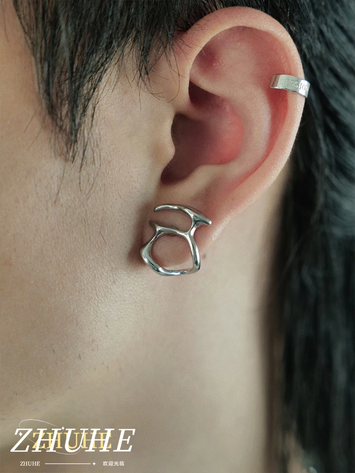 Zhuhe Liquid Geometric Stud náušnice v kyberpunkovom štýle sú darčeky pre ženy a mužské šperky