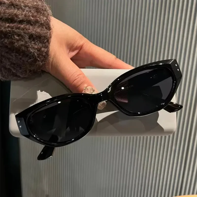 Značka Slnečné okuliare Unixes Luxusné vinobranie Cat Eye Gradient Sun Eye Gála Čierny rám UV400 vonkajšie odtiene Oculos de Sol