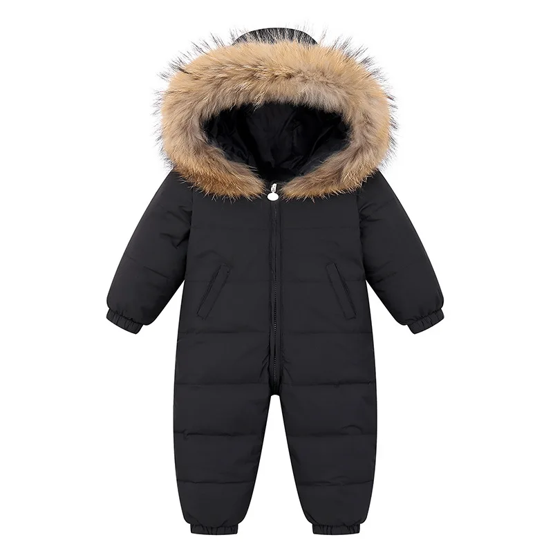 Zvýšenie 2025 Baby Boy Winter Romper s kapucňou teplým skutočným mývalom kožušinami dievčat Snewsuits batoľa dolu bunda kombinézy dojčatá kombinézy