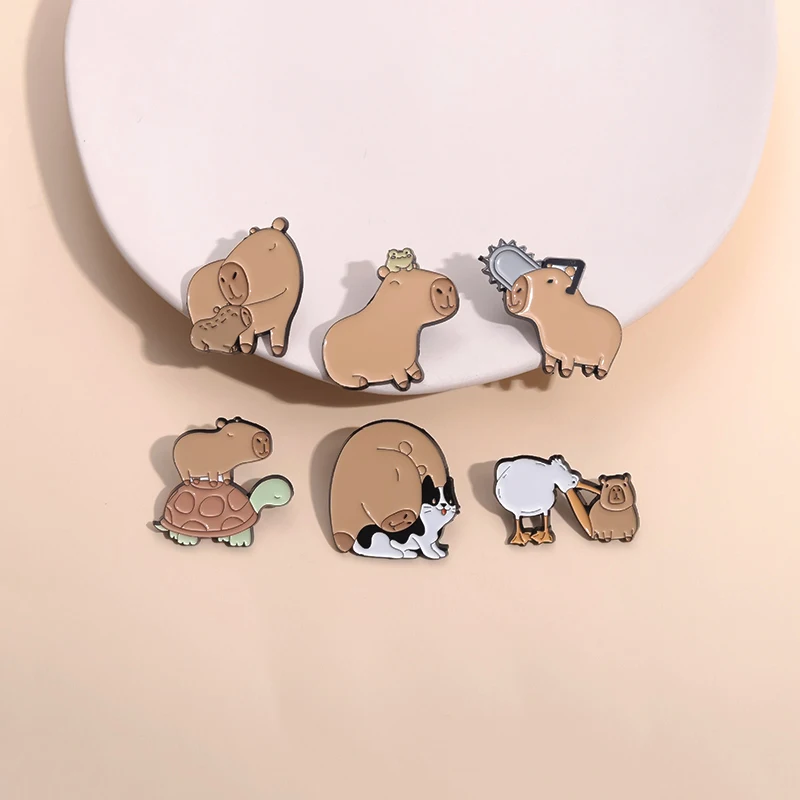 Zábava Pufferfish Smalt Pins Capybara Hippo Turtle Goose Brošes karikatúry Kreatívne zviera Brožne kovové klopne odznaky šperky darčeky