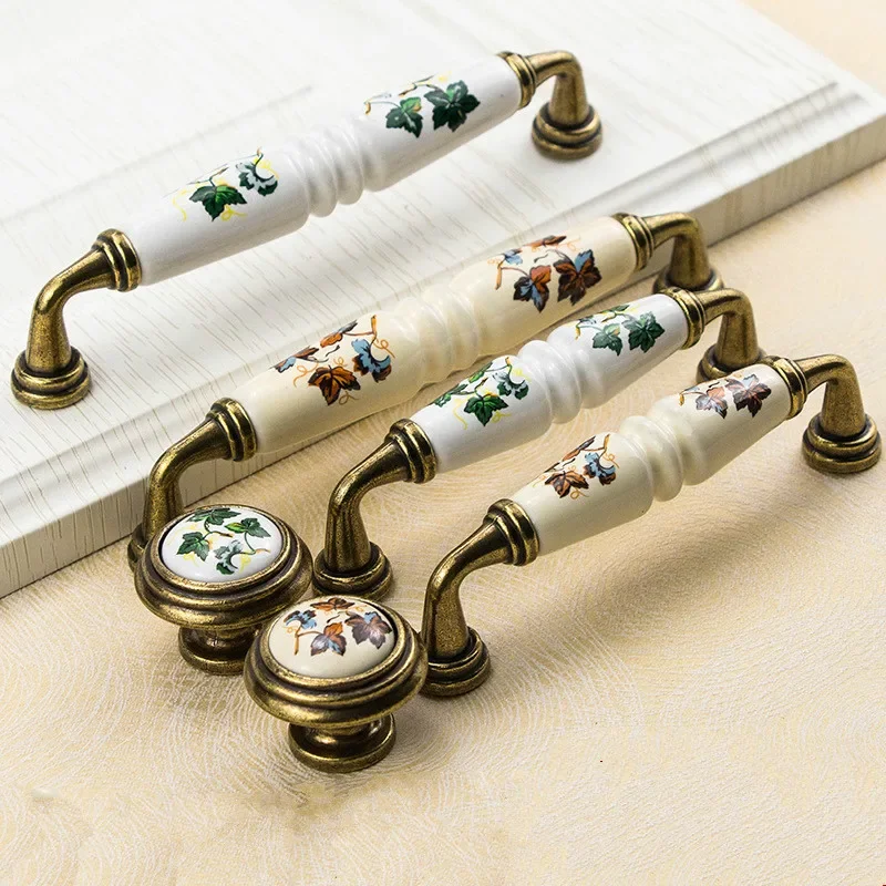 Záhradná keramická skrinka zásuvka kvetiná