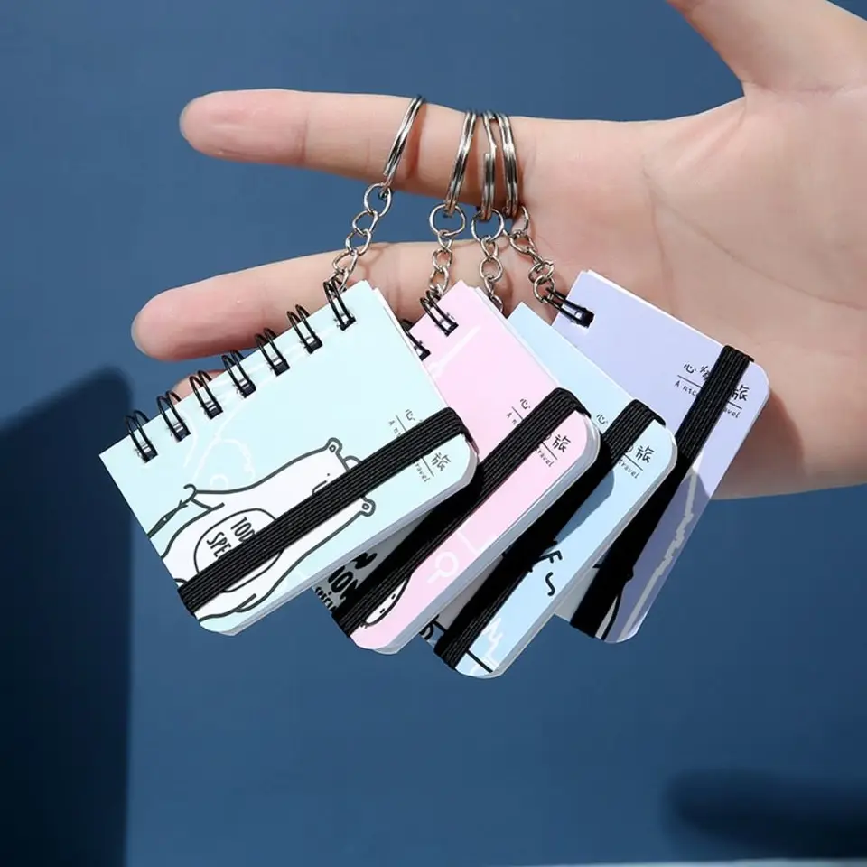 Časopis Planner Notebook Keychain Náhodný vzor zavesenia Mini notebook vrecko Kawaii Keychain s darčekom pre poznámkový blok