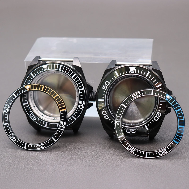 Čierna 43,80 mm modifikovaná samurai hodinová puzdro 316L nehrdzavejúca oceľ 10ATM vodotesná pre Seiko NH34 NH35 NH36 pohyb 28,5 mm číselník
