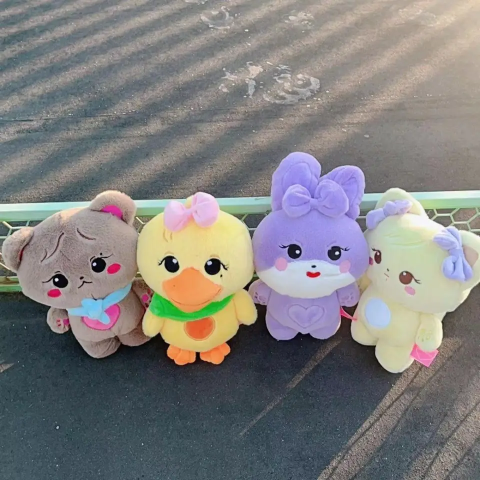 Čierna ružová plyšová bábika Kpop Jisoo Jennie Rose Lisa World Tour Bornpink Pendants Fľdate plyšové hračky vankúš pre fanúšikov darček