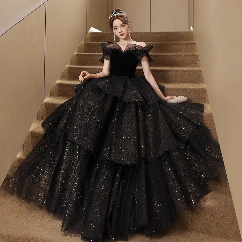 Čierne z ramena večerné šaty svetlo luxusné flitry princezná quinceanera šaty elegantné šnurovacie šnurovacie šaty