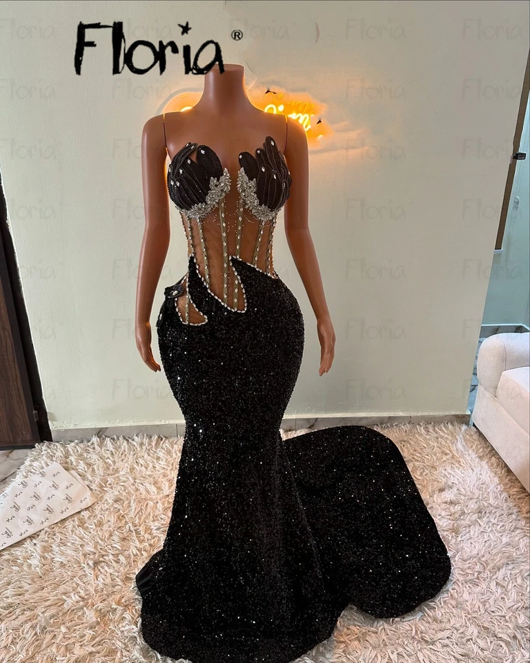 Čierne ženy High Side Split Fliter Cocktail Dress Beads Party Nočné šaty Svadobné senior hosťovské šaty prispôsobené večerné šaty