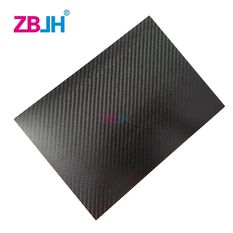 Čistá hrúbka dosky z plachty uhlíkových vlákien 0,2 ~ 5 mm 100x100/200x200/300x300 mm obyčajná väzba Matná vysoká pevnosť