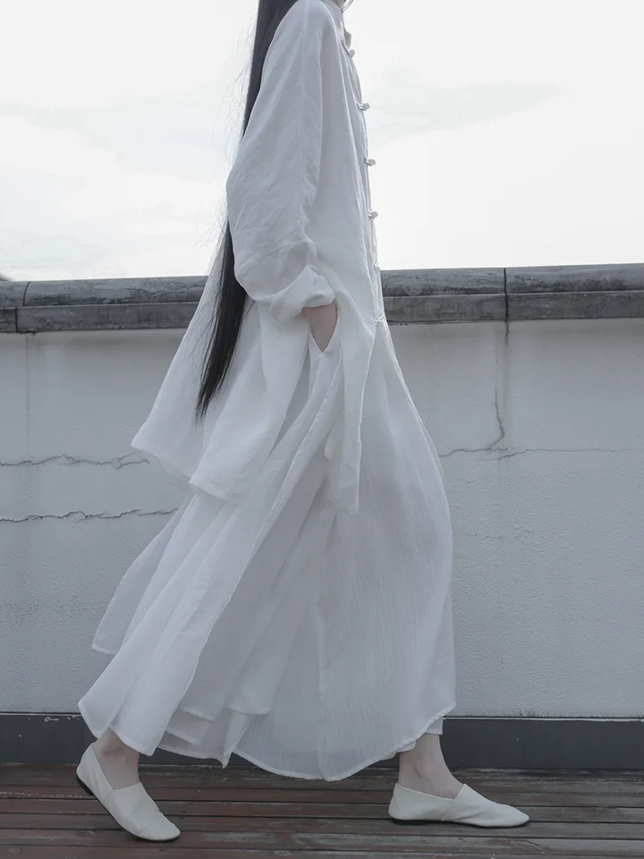 Čínske gombíky Loose Tirkera 2024 Letný nový dizajn sense White Hanfu Tai Tea Clothing top Ženy