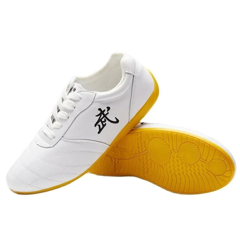 Číňania tradiční muži Kung Fu Taiji Tai Chi Shoes Taekwondo Wushu odolné voči tomu