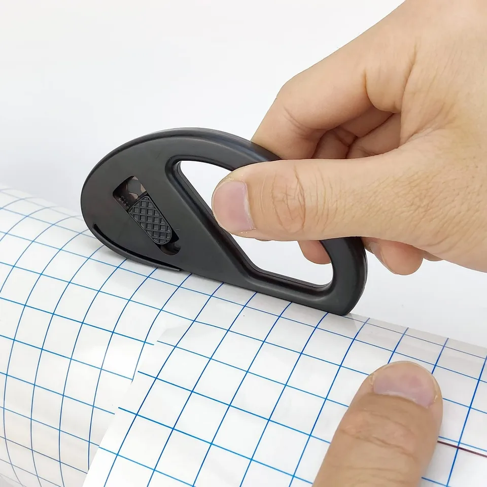 Ľahko-glide balenie papiera Cutter Bezpečné žiletky Blade Design Vhodný pre remeslá pre darčekové zábaly a kancelárske použitie pre perfektné strihy