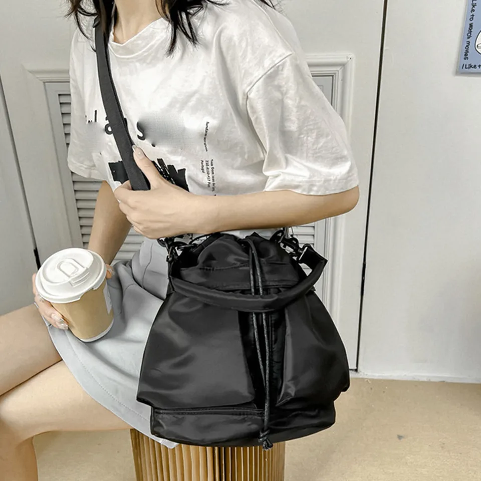 Ľahké vedro Crossbody Bag Army Green/Creamy-White Preated Raka vrecká na darček k narodeninám Valentína