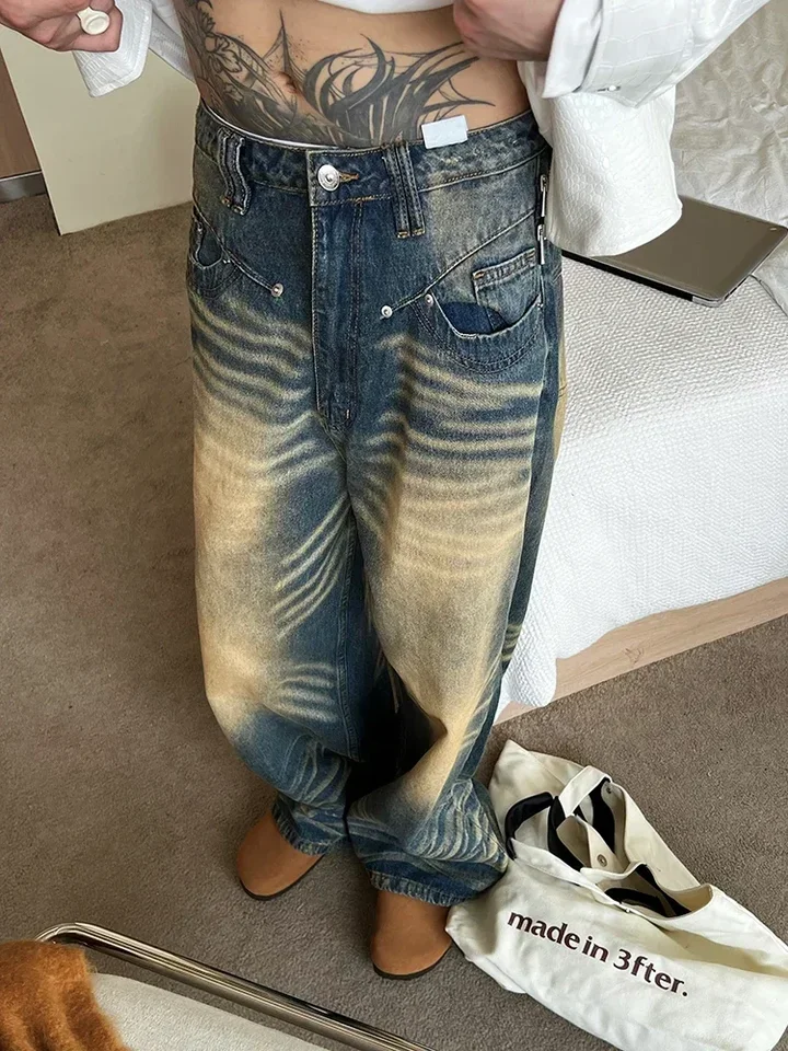 Široké nohy muži muži bielené do starého retro pekného japonského štýlu vrece prevalentné bedrové pokročilé mladistvé vitality denne