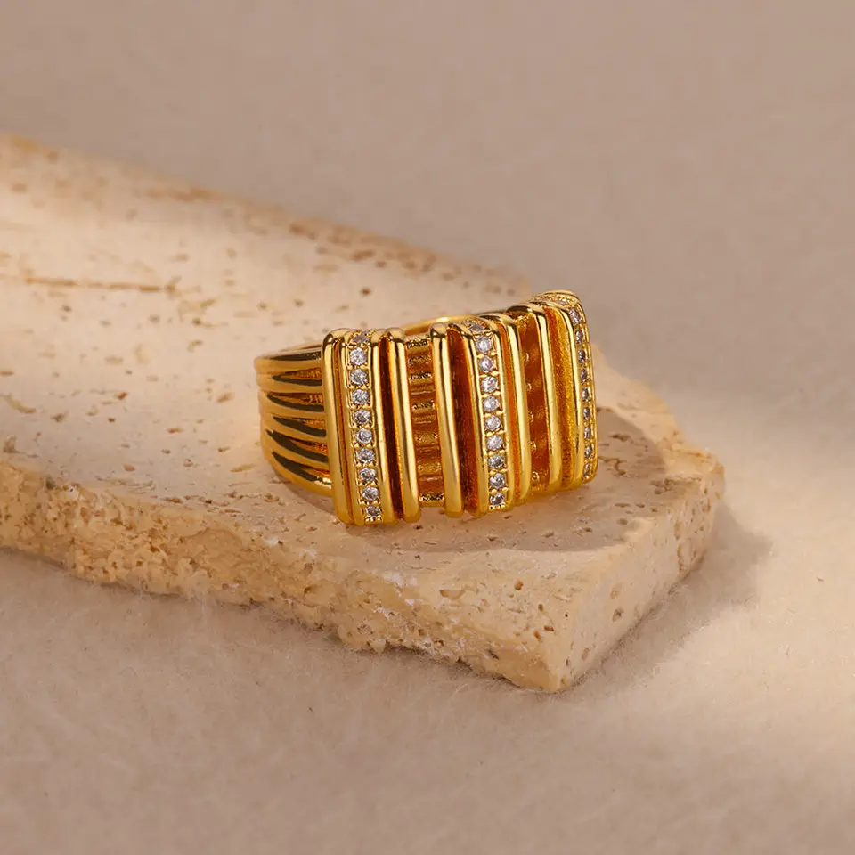Široké odlievacie prstene pre ženy vintage otvorenie nerezového prsteňa kubický zirkónia pár pásky výrok minimalistické šperky femme