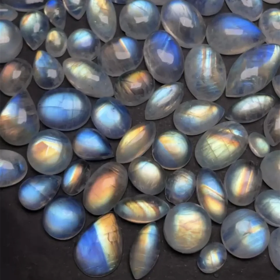 Škaredý prírodný farebný modrý Moonstone Rings Rings Ženy dúhový mesačný kameň korálky koňa oka Waterdrop Ring 925