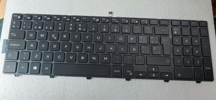 Španielska klávesnica pre Dell Inspiron 3000 5000 3541 3542 3543 5542 3550 5545 5547 3551 3552 3559 3565 3567 3551 3558 5566 Packlit