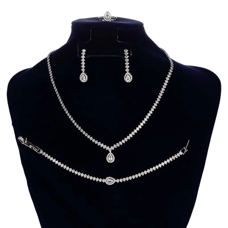 Šperky sada Hadiyana Classic Shinning Svadobné svadobné náušnice Náramok Ring Ring Bn8328 na darčeky na narodeniny