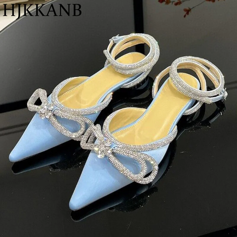 Špicaté prsty ploché jednotlivé topánky Ženy hodvábne satén bling bling kamienok shninestone dekorácie členkový remienok sandále jarné párty banketové topánky
